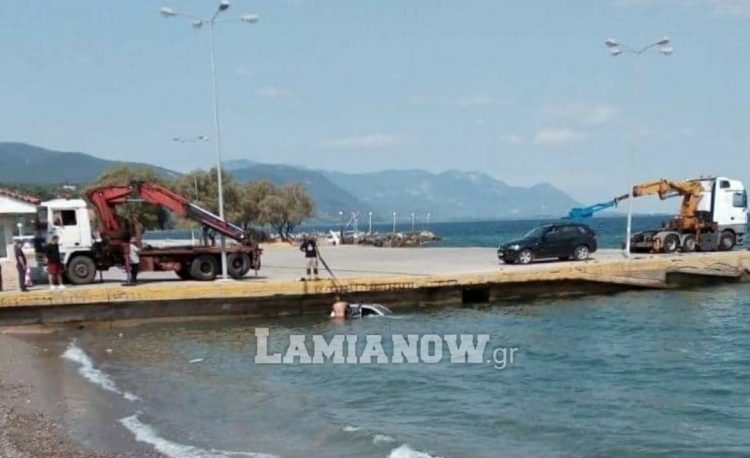 Φθιώτιδα: Πήγαν να μπουν στο πλοίο και βρέθηκαν στη θάλασσα