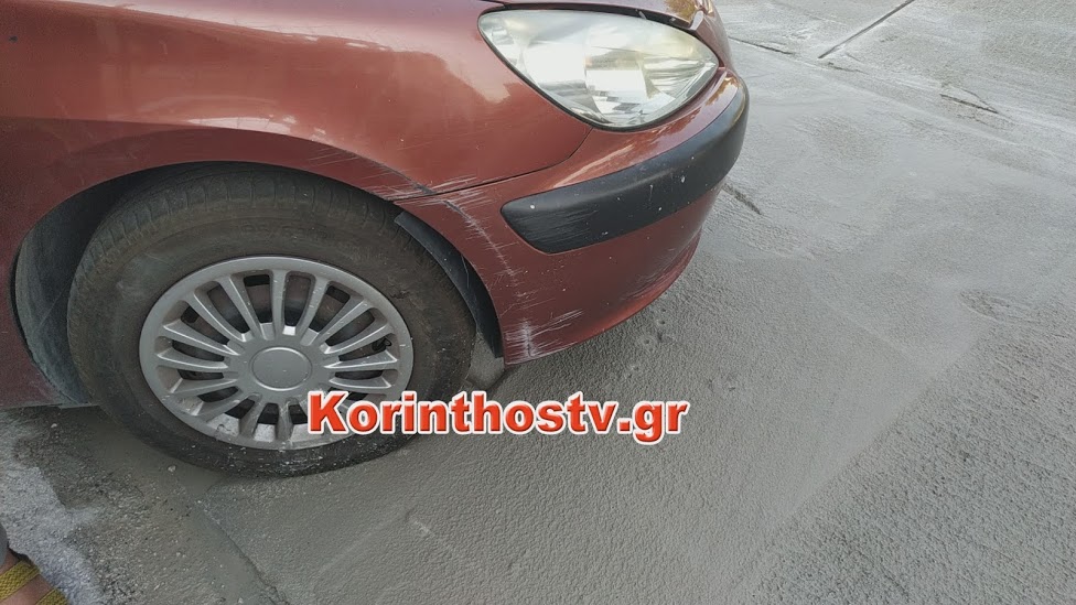 Κόρινθος: Πάρκαρε σε υπό κατασκευή πλατεία και έριξαν μπετό γύρω από το I.X του