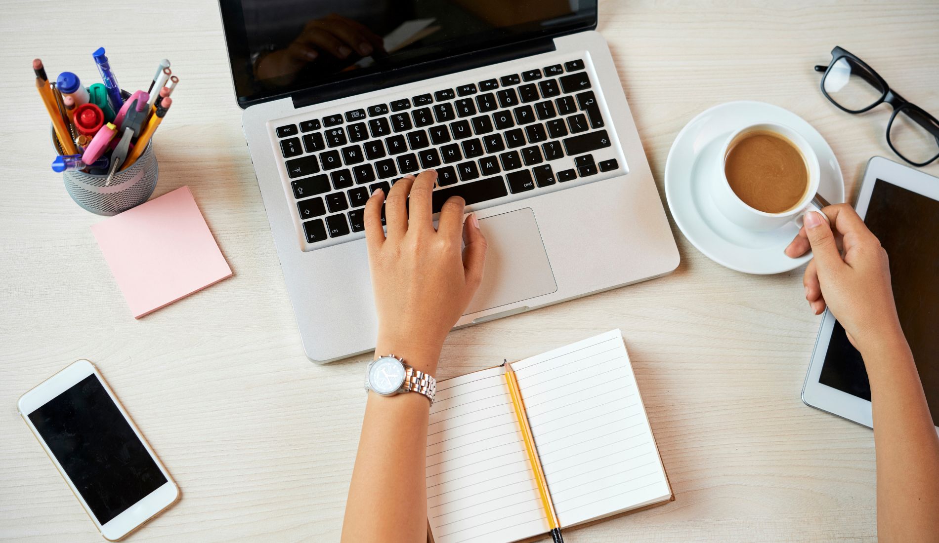 Voucher: Έως 1.600 ευρώ για αγορά laptop - Ποιοι οι δικαιούχοι
